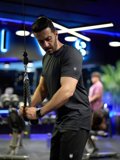 Training rounded T-Shirt (Black)